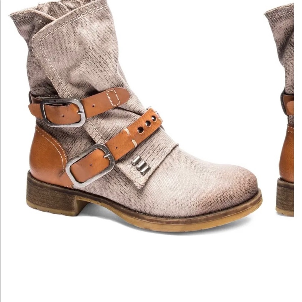 Dirty Laundry Tycan Buckle Boots bought from Nordstrom. Women’s size 9